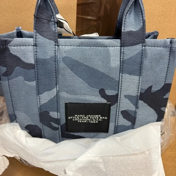 Marc Jacobs The Camo Jacquard Small Tote Bag - Blue - Picture 10 of 13